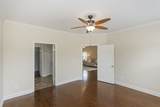 300 Thesing Ct - Photo 18