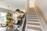 1404 Chester Ave - Photo 17