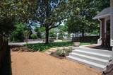304 Scott Ave - Photo 4