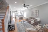 375 Beechcroft Rd - Photo 2