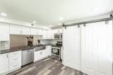2832 Lake Forest Dr - Photo 2