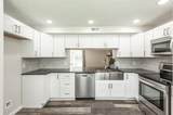 2832 Lake Forest Dr - Photo 3