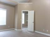 1011 Mckenna Dr - Photo 15