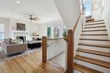 1906 Warfield Dr - Photo 32