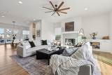 1906 Warfield Dr - Photo 10
