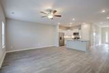 300 Ellesmere Court - Photo 4