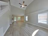 1226 Bolton Dr - Photo 3
