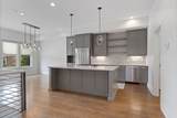 206 S 10th St - Photo 4