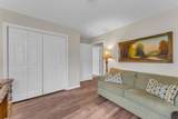 33 Holland Park Ln - Photo 22
