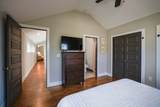 1042 Zophi St - Photo 42