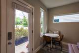 1042 Zophi St - Photo 10