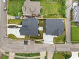 2703 Bronte Ave - Photo 14