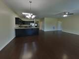 1033 Middleton Ln - Photo 3