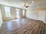 832 Goswell Dr - Photo 12