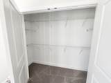 832 Goswell Dr - Photo 15