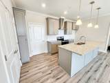832 Goswell Dr - Photo 8