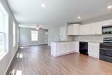 923 Woody Hills Dr - Photo 5