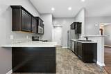 1823 Camelot Dr - Photo 14