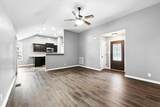 1823 Camelot Dr - Photo 9