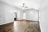 1823 Camelot Dr - Photo 10