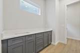 1637 Boxwood Dr - Photo 18