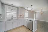 413 Lynn Dr - Photo 8