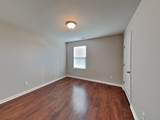 832 Foxdale Dr - Photo 14