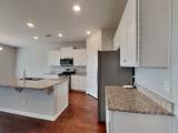 832 Foxdale Dr - Photo 6