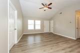 208 Riverwood Dr - Photo 3