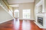 2806 Waywood Dr - Photo 2