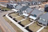 66 Holland Park West - Photo 13