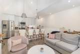 700 James Ave - Photo 1