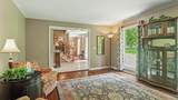 1048 Lakeshore Dr - Photo 9