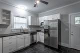 2511 Oak Street - Photo 14