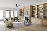 1601 S Observatory Dr - Photo 9