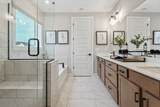 907 Champions Circle - Photo 18