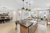 907 Champions Circle - Photo 10