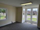 107 E Grundy St - Photo 3