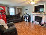 208 Wakefield Ave - Photo 3