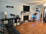 208 Wakefield Ave - Photo 4