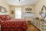 923 Peeled Chestnut Ln - Photo 19