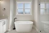 9526 Valley View Rd - Photo 29
