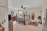 208 Vintage Cir - Photo 36