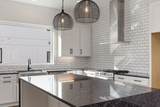 910 Youngs Ln - Photo 12
