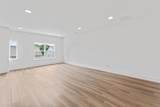 704 N Dupont Ave - Photo 14