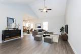 1404 Pipeline Ave - Photo 3