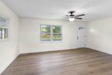 222 Jackson St - Photo 3