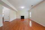 824 Gloucester Ln - Photo 6
