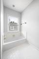 3031 Woodlawn Dr - Photo 26