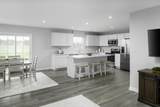 2540 Thornton Grove Blvd - Photo 4